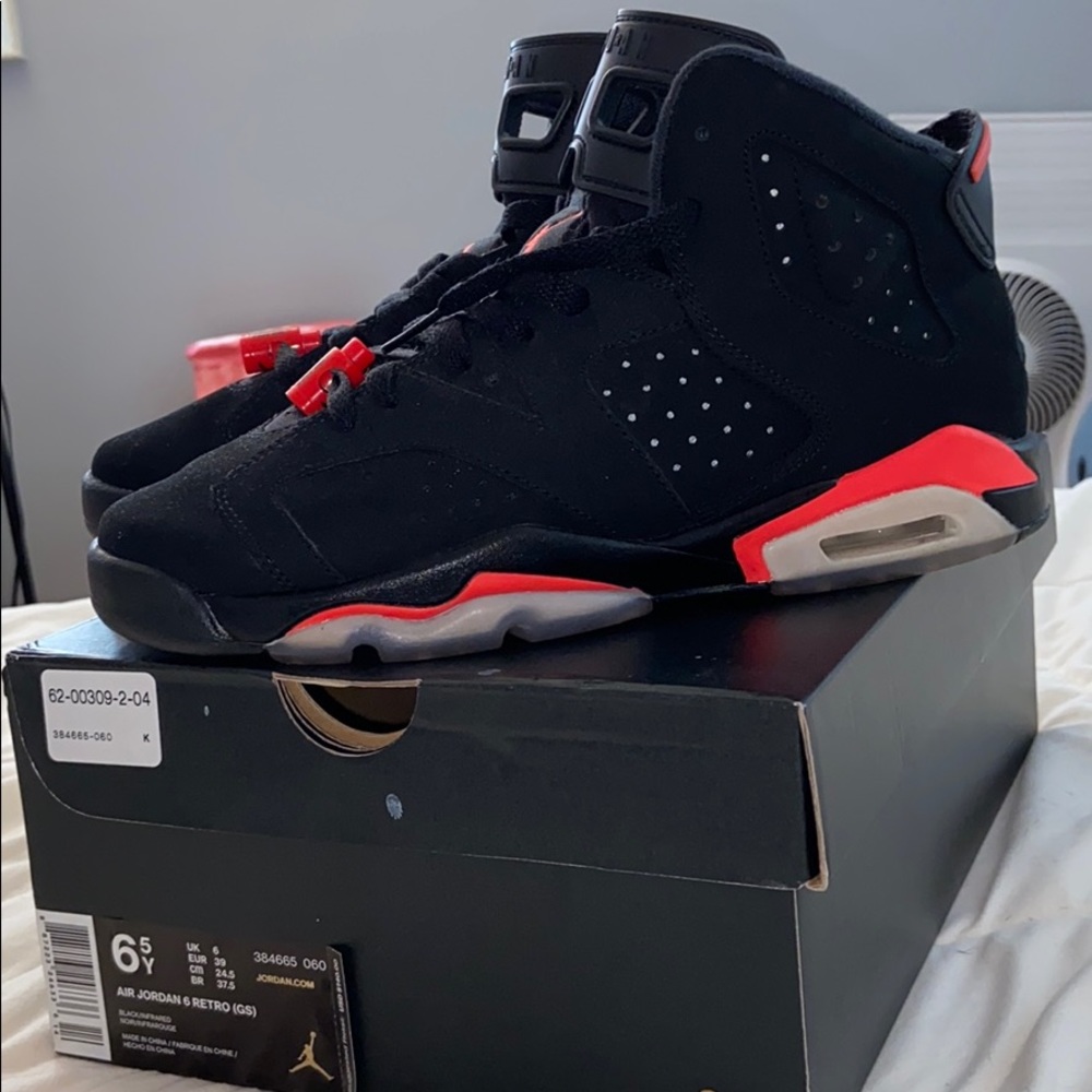 AIR JORDAN RETRO 6 INFRARED